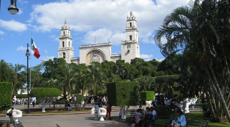 merida main plaza
